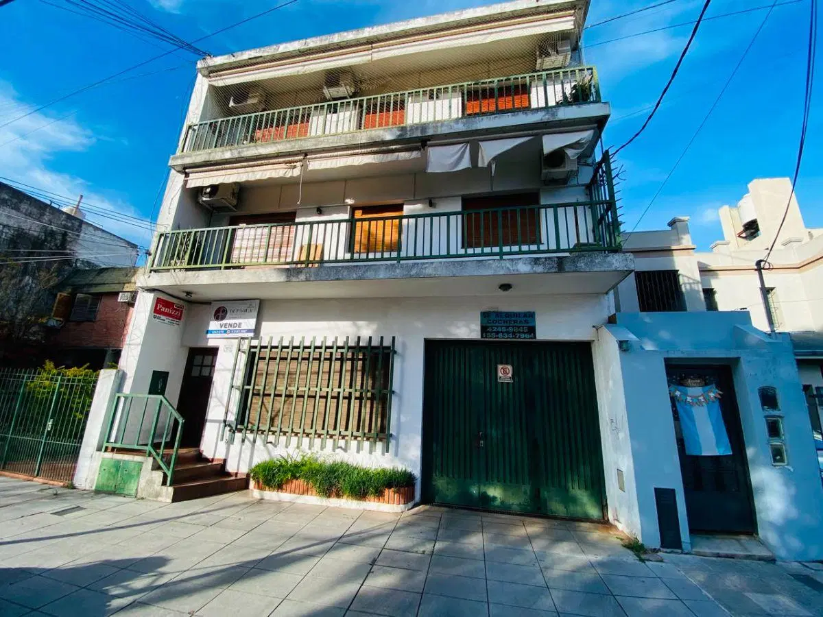 Departamento 2 ambientes - bajas expensas - Banfield 1