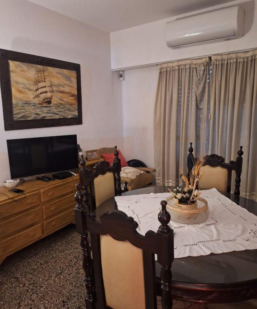 Foto de Departamento 3 ambientes al frente c/balcón - Gerli Avellaneda, imagen 1