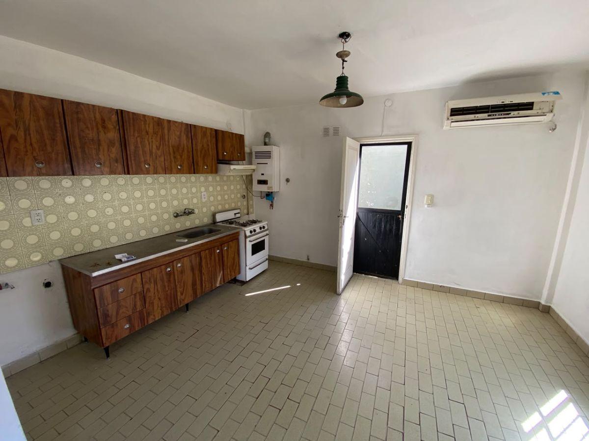 Foto de Casa de 100 m² con 3 dormitorios en alquiler en Gerli, imagen 2