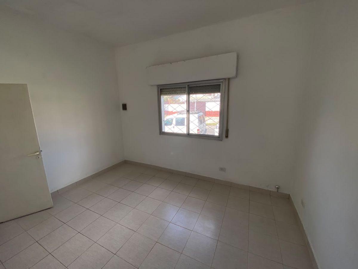 Foto de Casa de 100 m² con 3 dormitorios en alquiler en Gerli, imagen 4