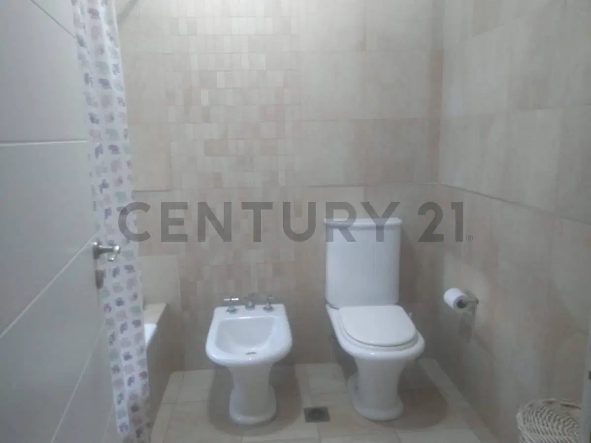 CASA PREMIUN EN VENTA EN CINCO LOMAS 5
