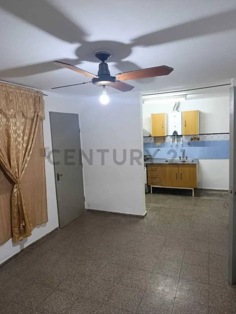 CASA 3DOR + UN DEPTO. 1 DOR - YOFRE NORTE 4