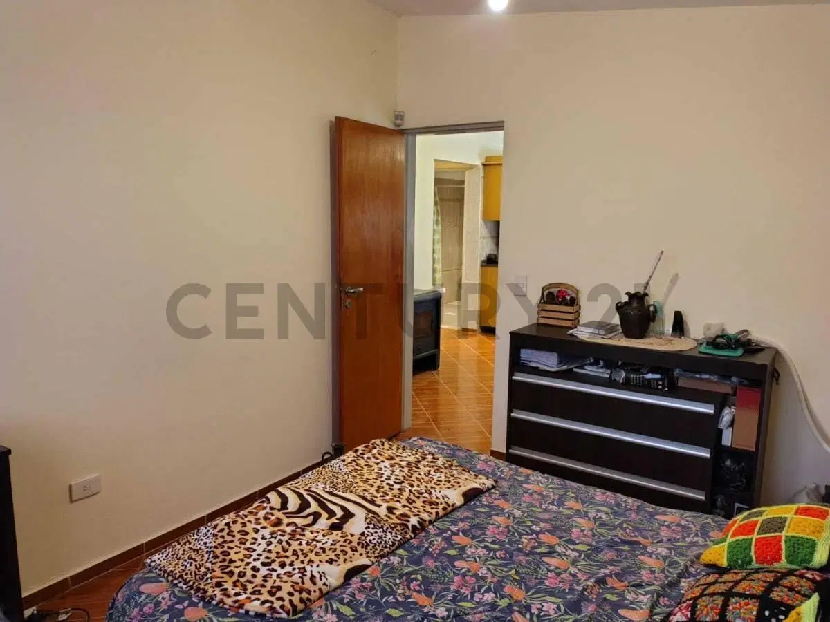 CASA  EN VENTA BARRIO AMPLIACION INAUDI - CORDOBA (RECIBO DEPARTAMENTO / VEHICULO 2024 PARA ARRIBA 2