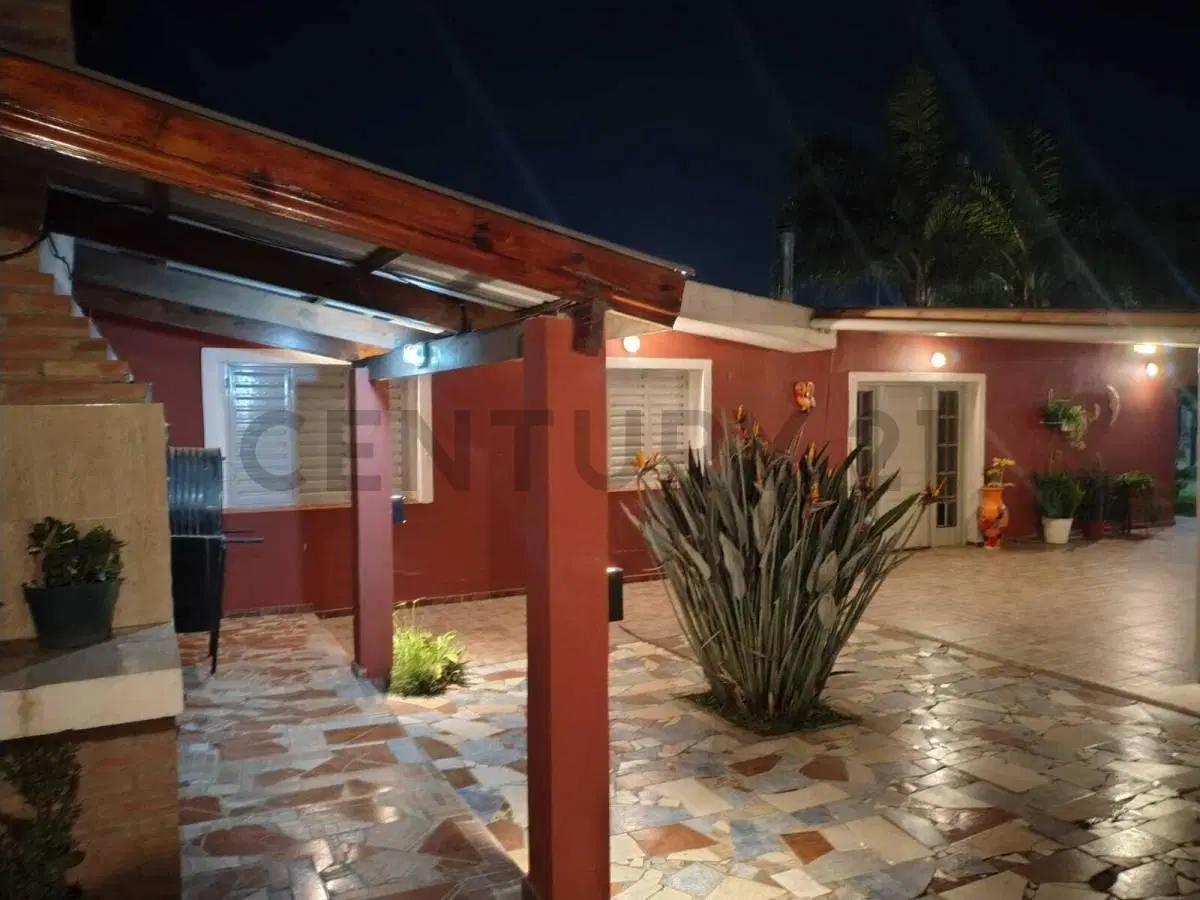 CASA  EN VENTA BARRIO AMPLIACION INAUDI - CORDOBA (RECIBO DEPARTAMENTO / VEHICULO 2024 PARA ARRIBA 5