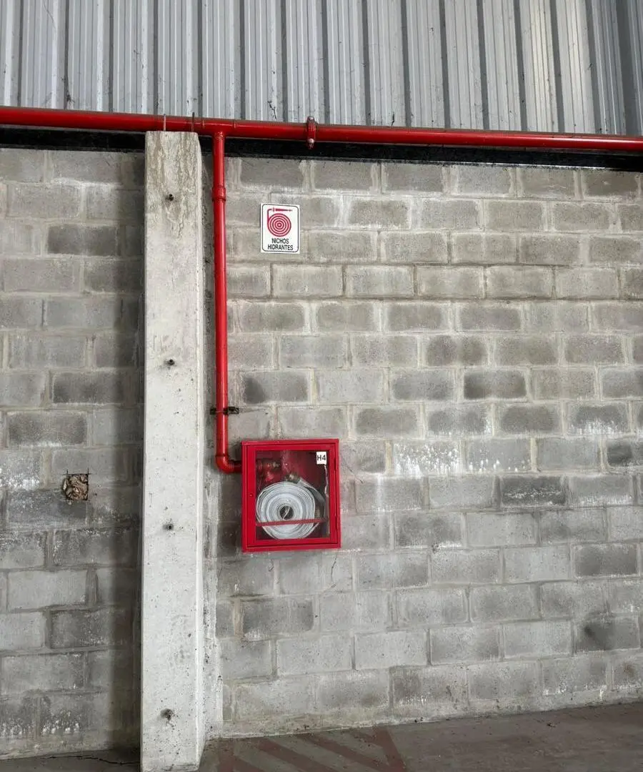 Alquiler de nave industrial de 1.500 m² en Parque Industrial del Oeste-Moreno 5
