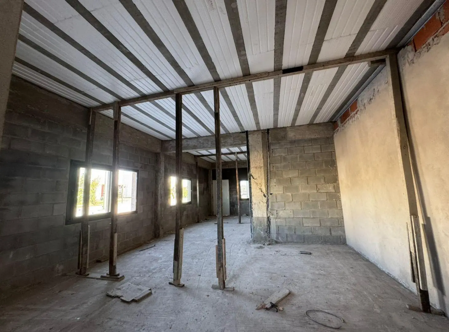 Alquiler de Nave Industrial en Carlos Spegazzini de 800 m2 con sistema contra incendios 3