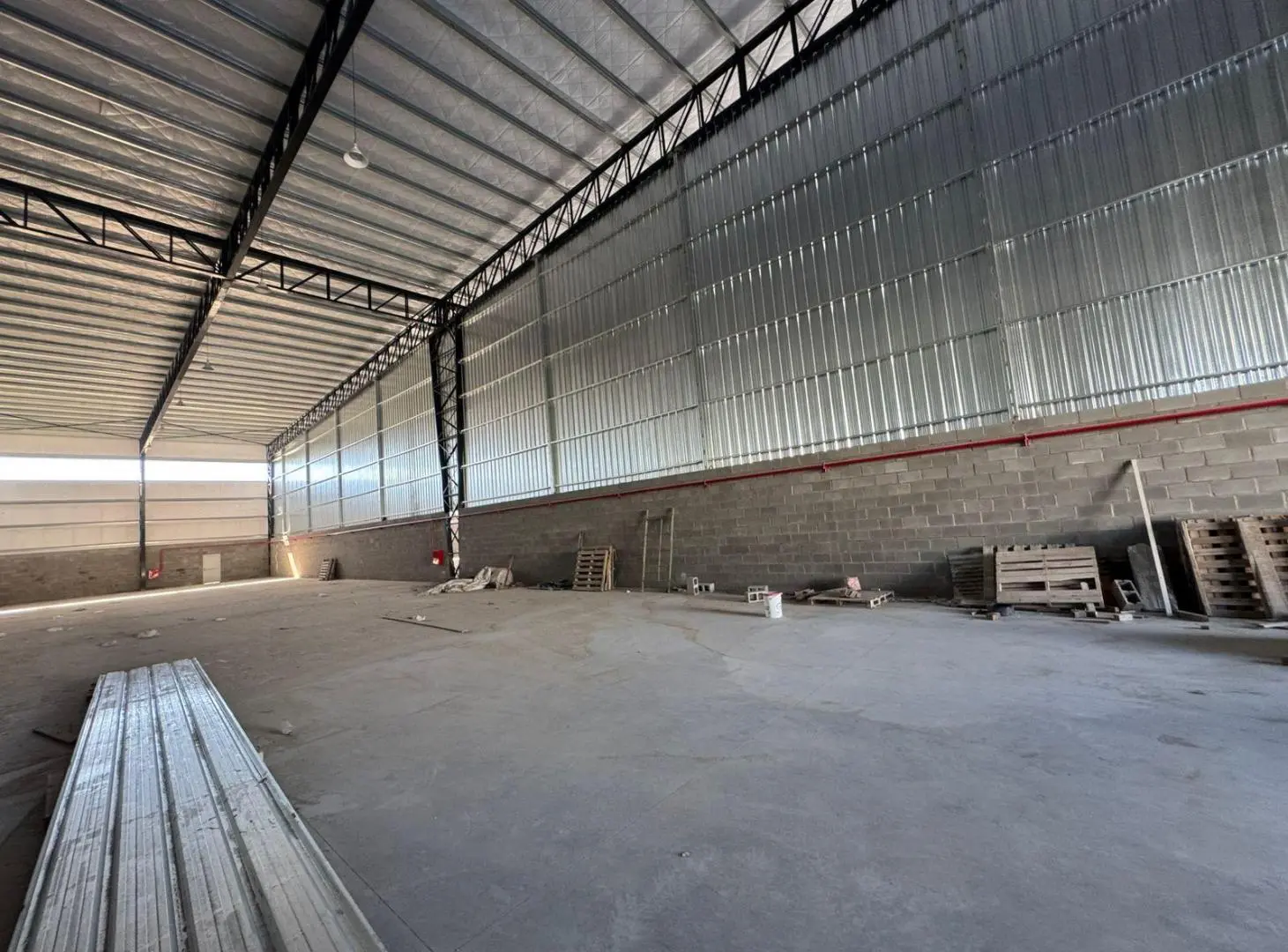 Alquiler de Nave Industrial en Carlos Spegazzini de 800 m2 con sistema contra incendios 8
