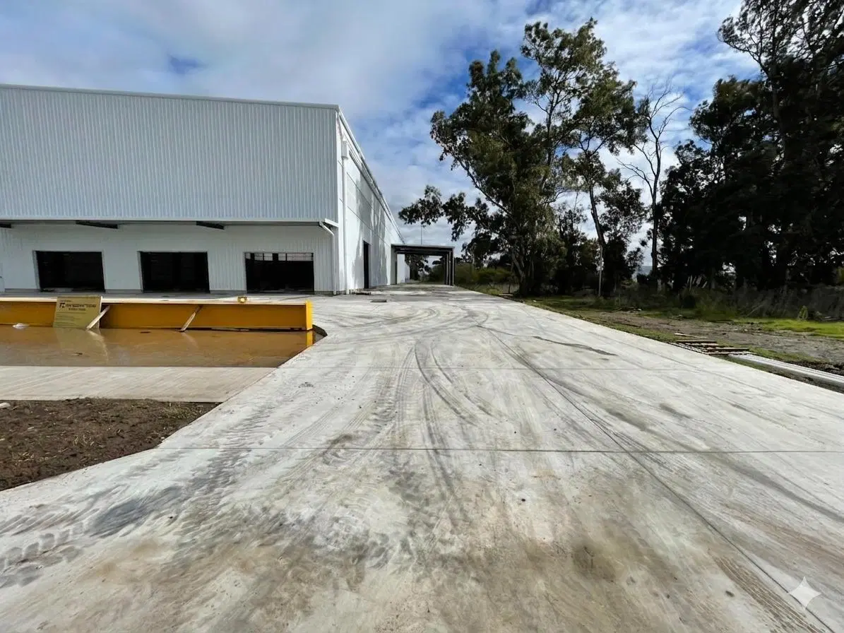 ALQUILER de Nave Industrial de 4400m² en el PITC de Florencio Varela 2