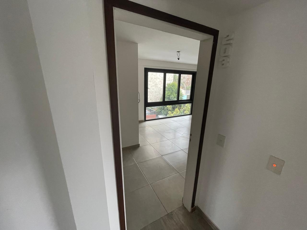 Foto de Venta de Departamento en de 2 amb en Moron, imagen 3