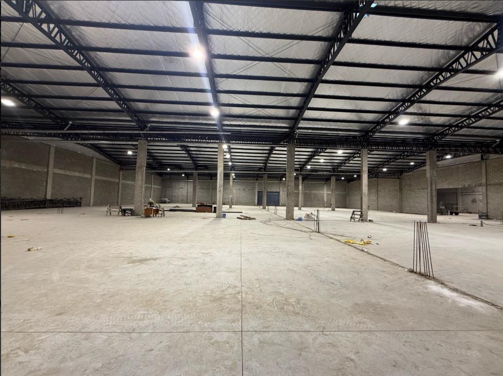 Foto de ALQUILER NAVE INDUSTRIAL DE 4.000 A 6.000 M2 - MORENO - A ESTRENAR SIN, imagen 4