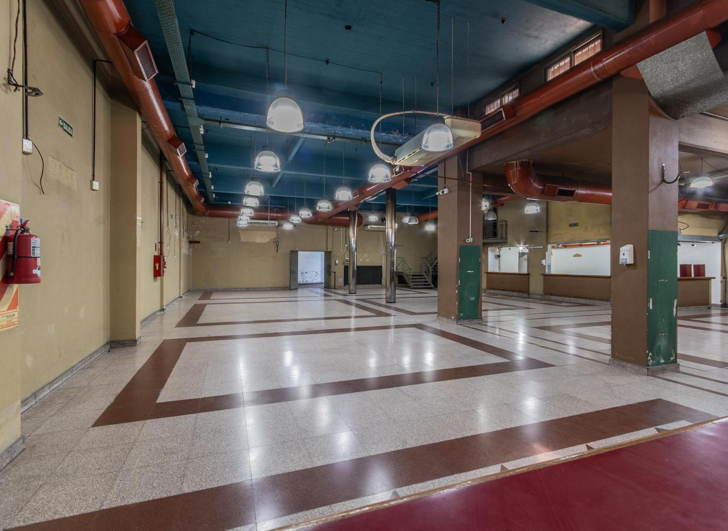 Foto de Alquiler de Local de 740 m2 - en Villa Lynch - Sistema de aire, imagen 4