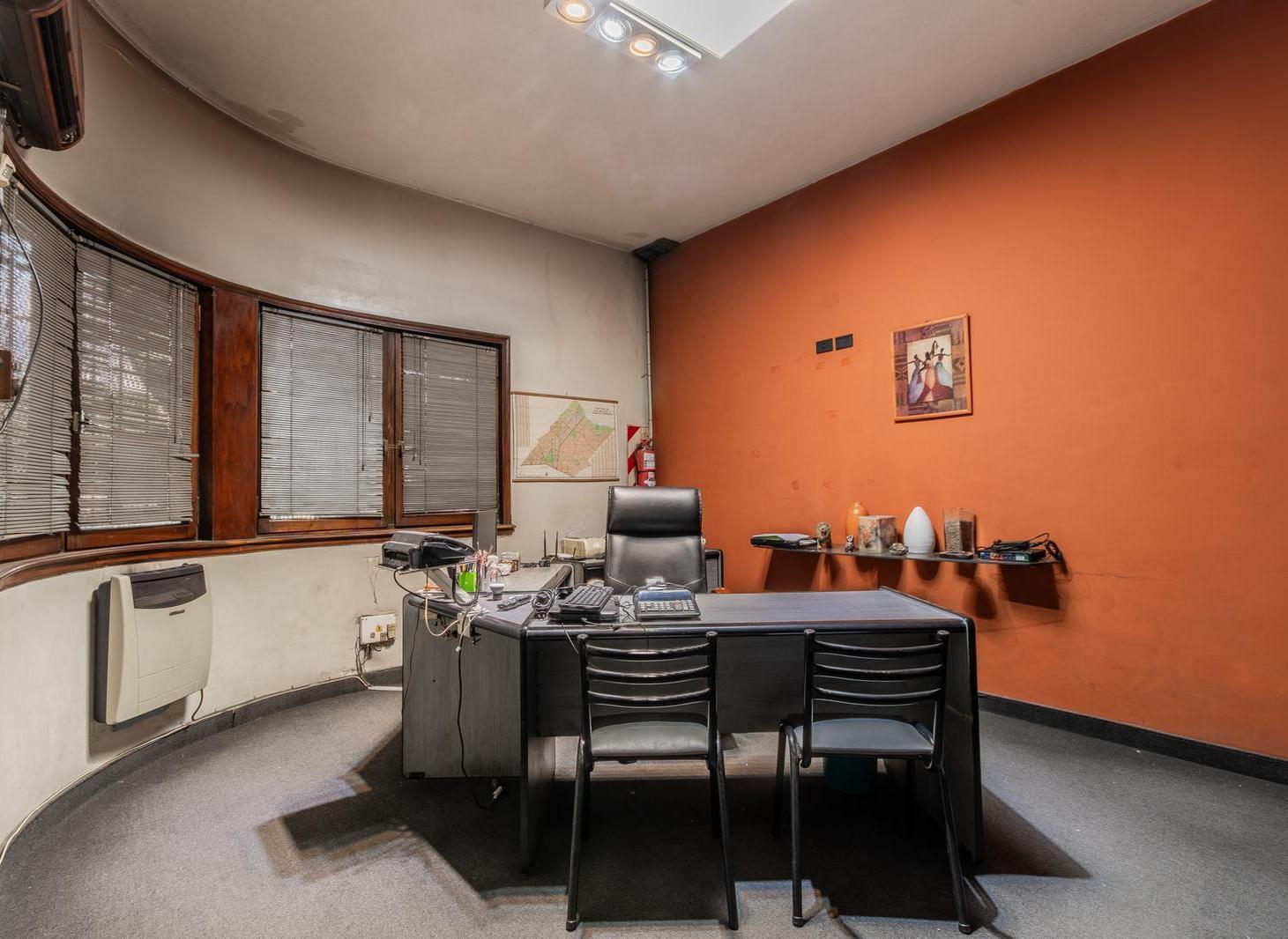 Foto de Alquiler de Local de 740 m2 - en Villa Lynch - Sistema de aire, imagen 1