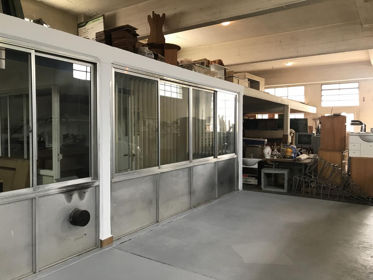 Foto de Venta de Depósito de 330m2 en Martinez, imagen 3