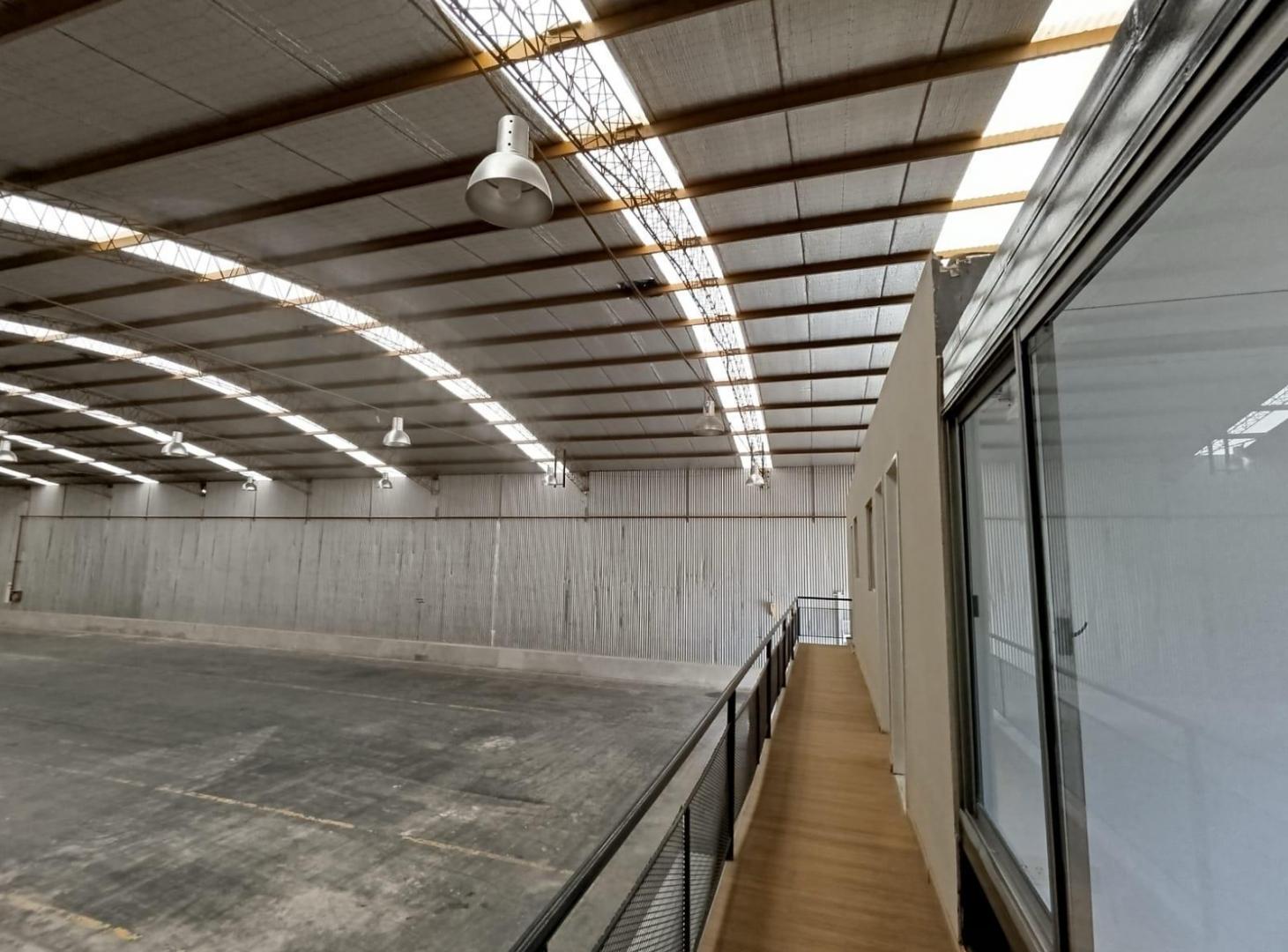 Foto de Alquiler de Nave Industrial de 1000 m2 - Parque La Reja Moreno, imagen 4