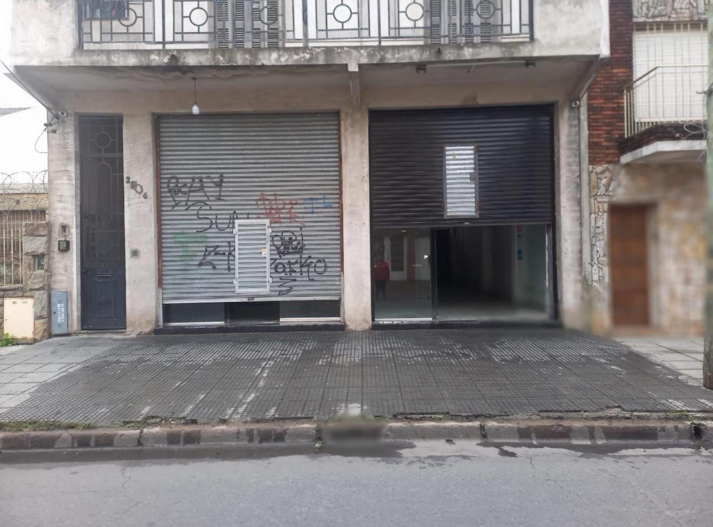Foto de Alquiler de Local en Isidro Casanova - 54 m² cercania a Ruta 3, imagen 3