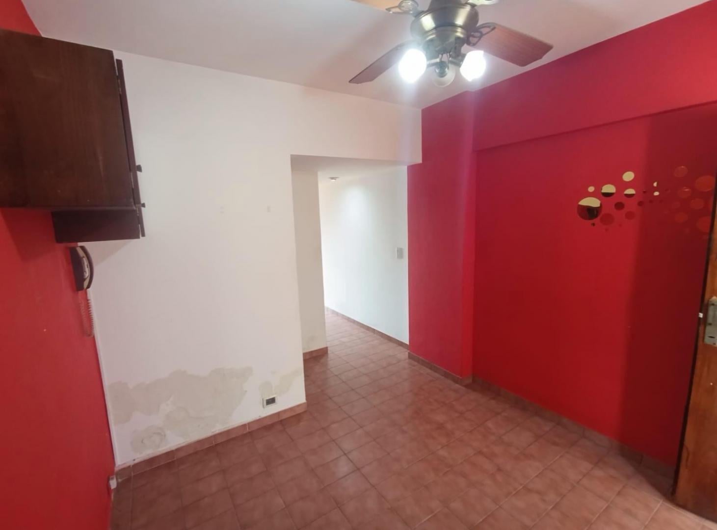 Foto de Venta de departamento de 2 ambientes en Moron, imagen 1