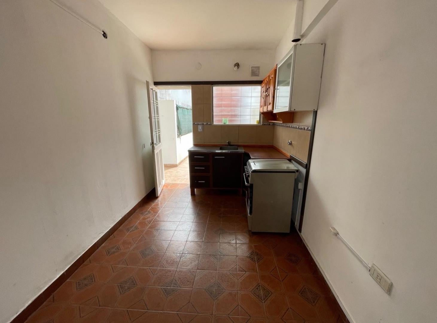Foto de Alquiler de PH de 3 amb con cochera en Castelar Sur, imagen 5