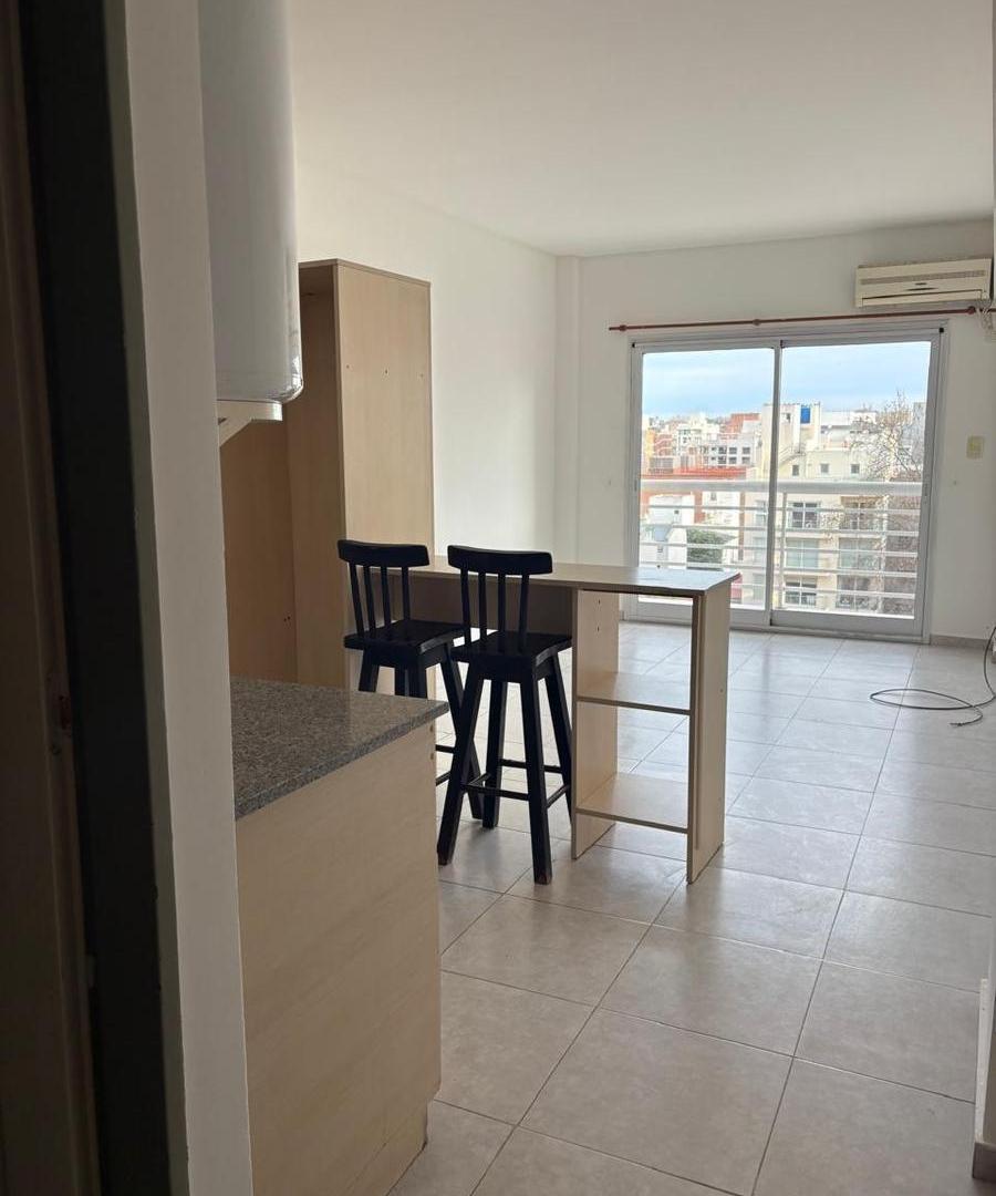 Foto de En Alquiler. Departamento 2 ambientes., imagen 1