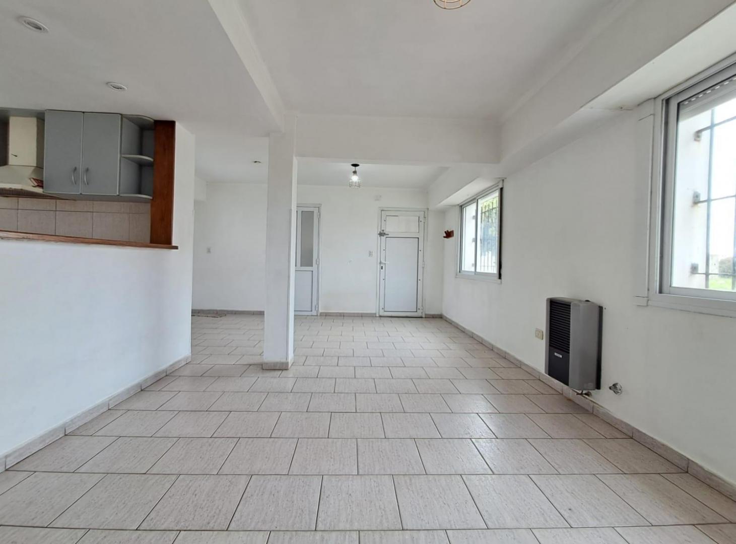 Foto de Casa 4 ambientes en Alquiler., imagen 1