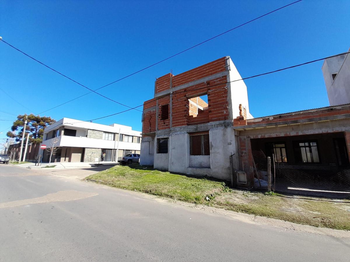Casa en Construcción - Zona Colegio Villa Malvina 3