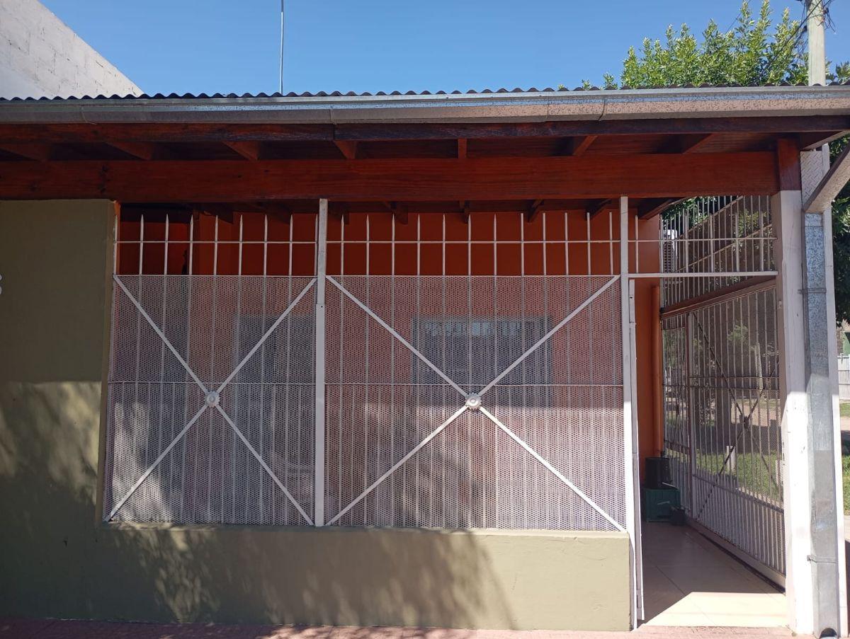 CASA EN VENTA EN MAGDALENA 1976, MORENO