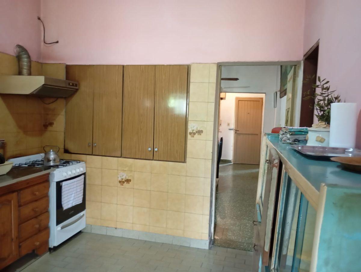 Foto de CASA EN VENTA EN MAESTRO FERREYRA 1252, imagen 2