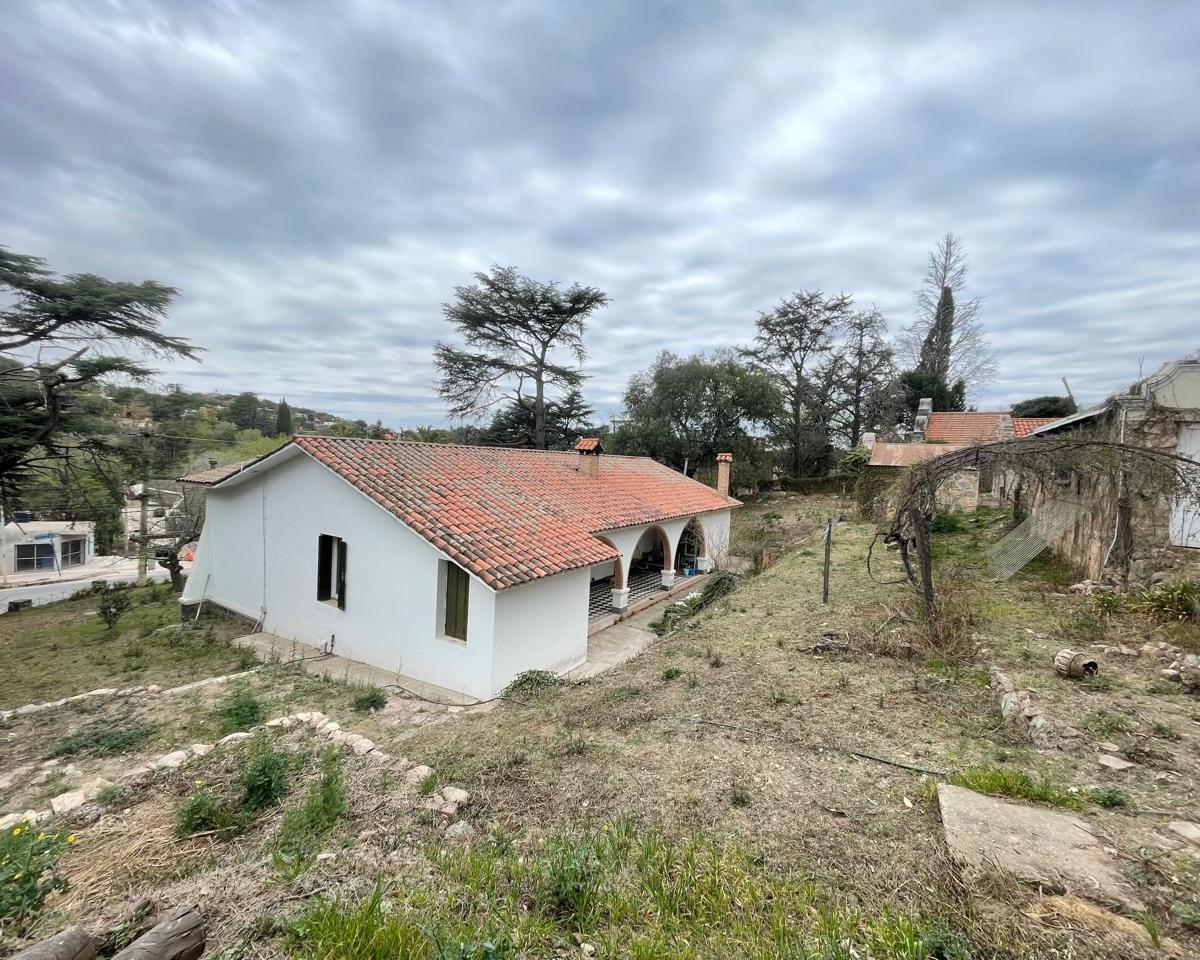 Rio Ceballos - Av S. Martin 6000 - Exc Casona + 2° Vivienda, Colonial - 1600 m² T 1