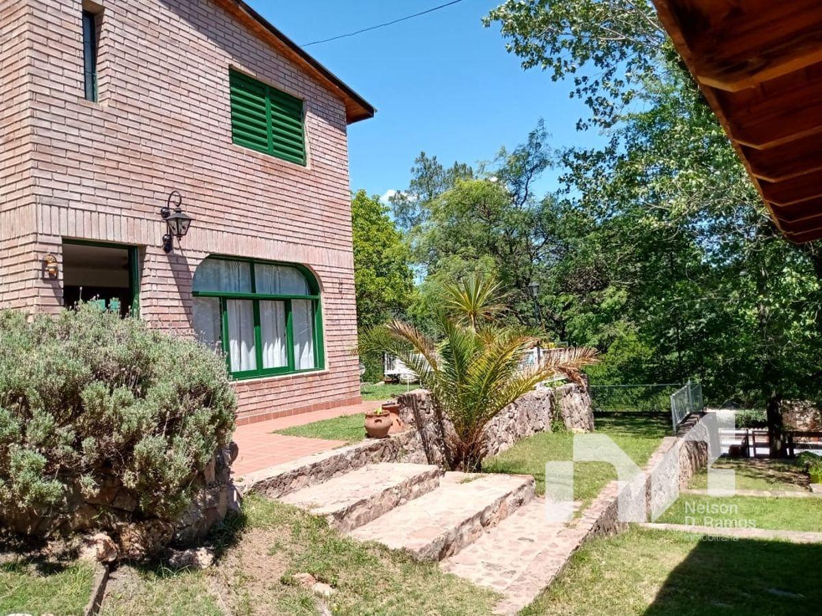 OPORTUNIDAD: IMPERDIBLE CASA EN CARLOS PAZ SIERRAS!!!