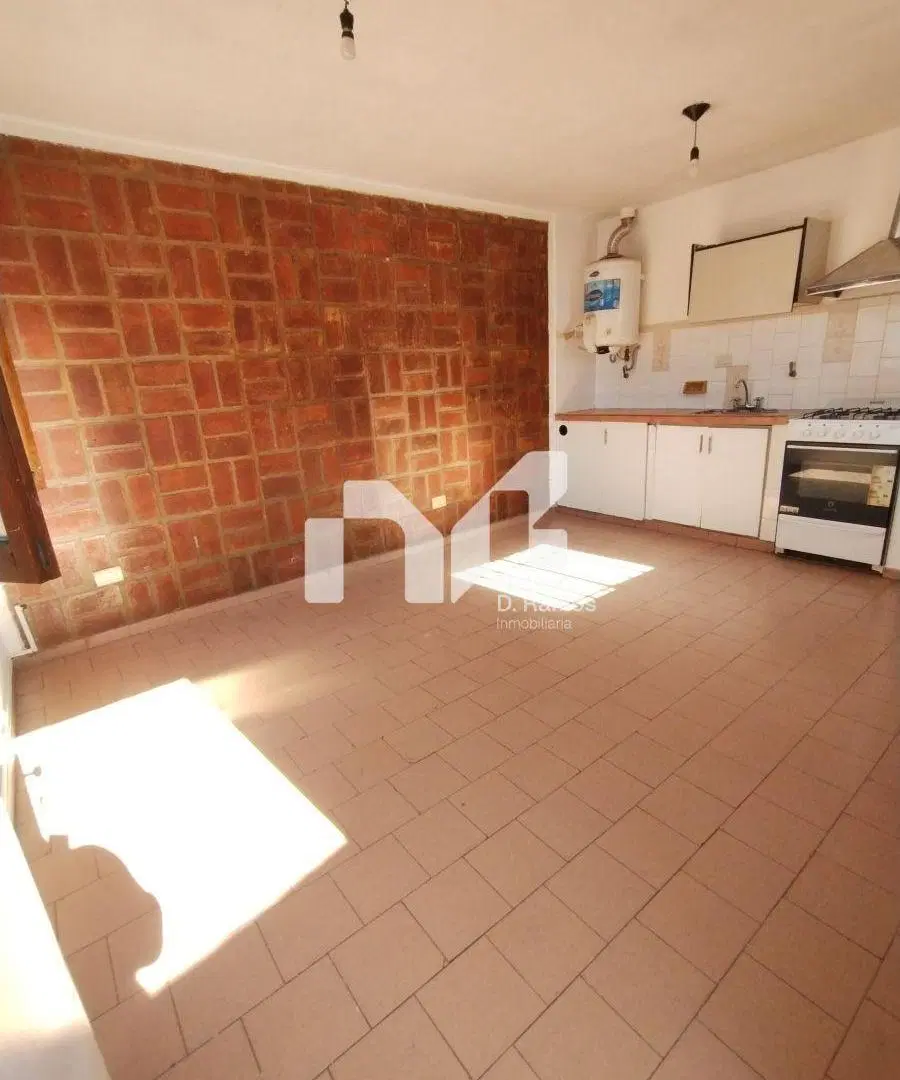 VIEYTES A MTS AV. FUERZA AÉREA - DPTO CON PATIO!!! 3