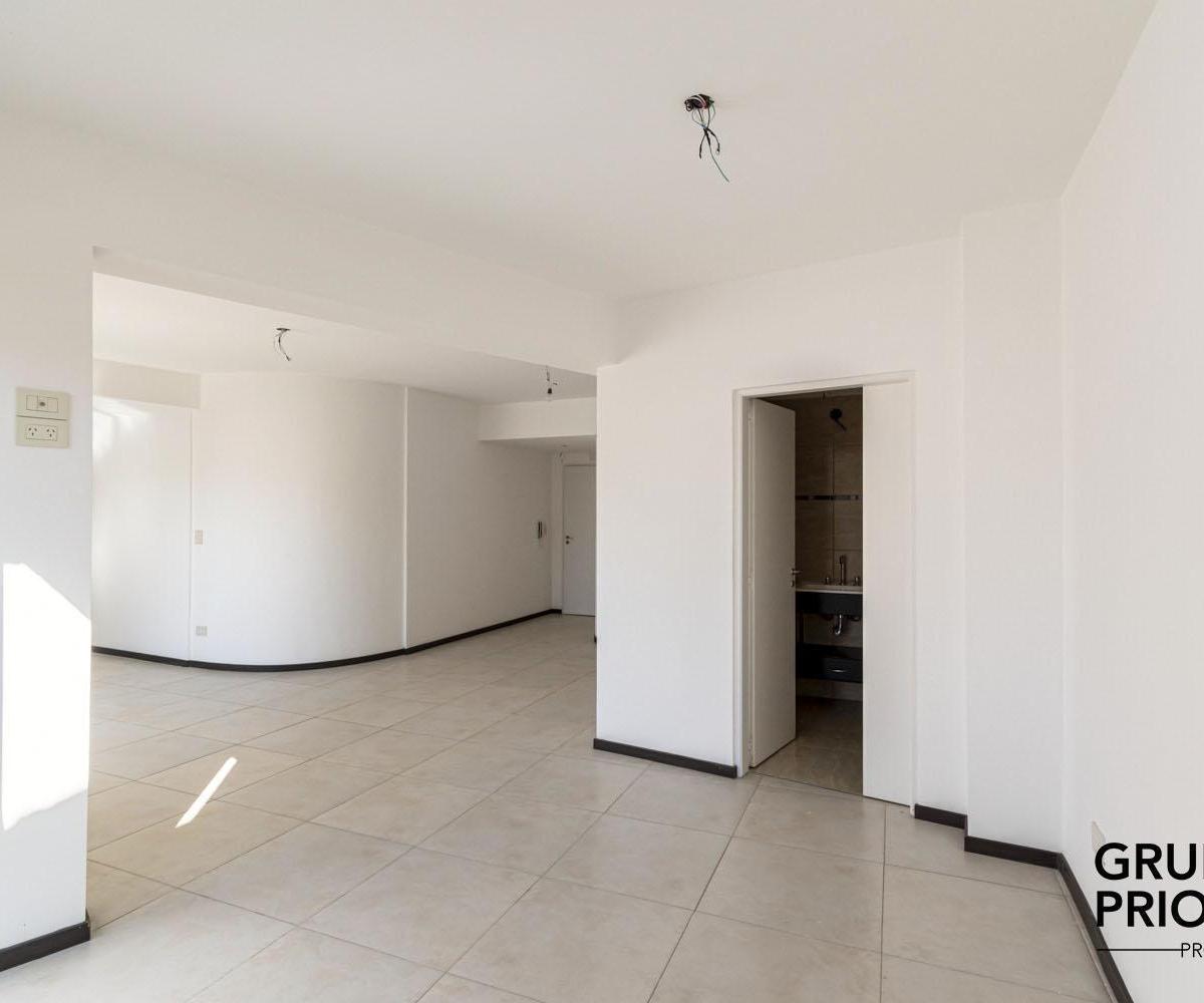 Venta Monoambiente Divisible en Villa Ortuzar. 3