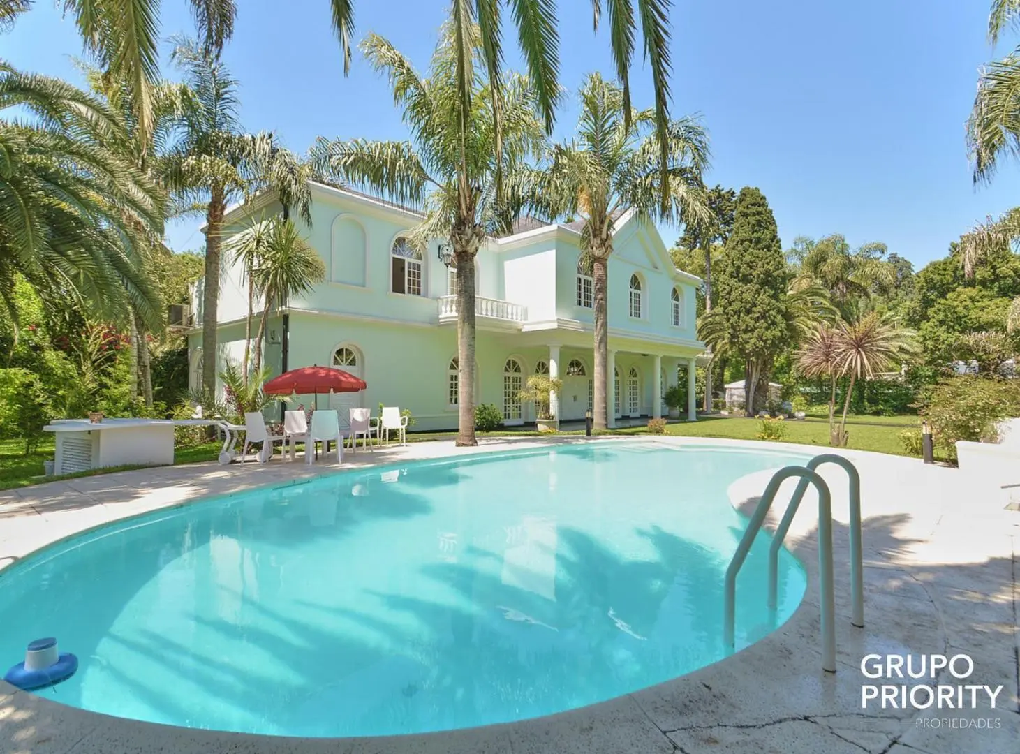 Mansion en venta en Parque Leloir con 4 dormitorios en suite y 7000 m2 4