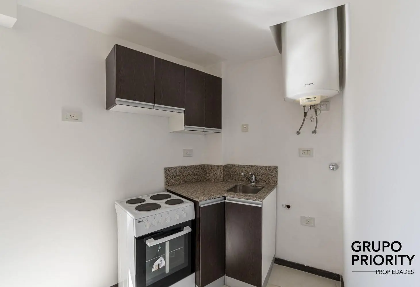 VENTA MONOAMBIENTE DIVISIBLE EN VILLA ORTUZAR. 5