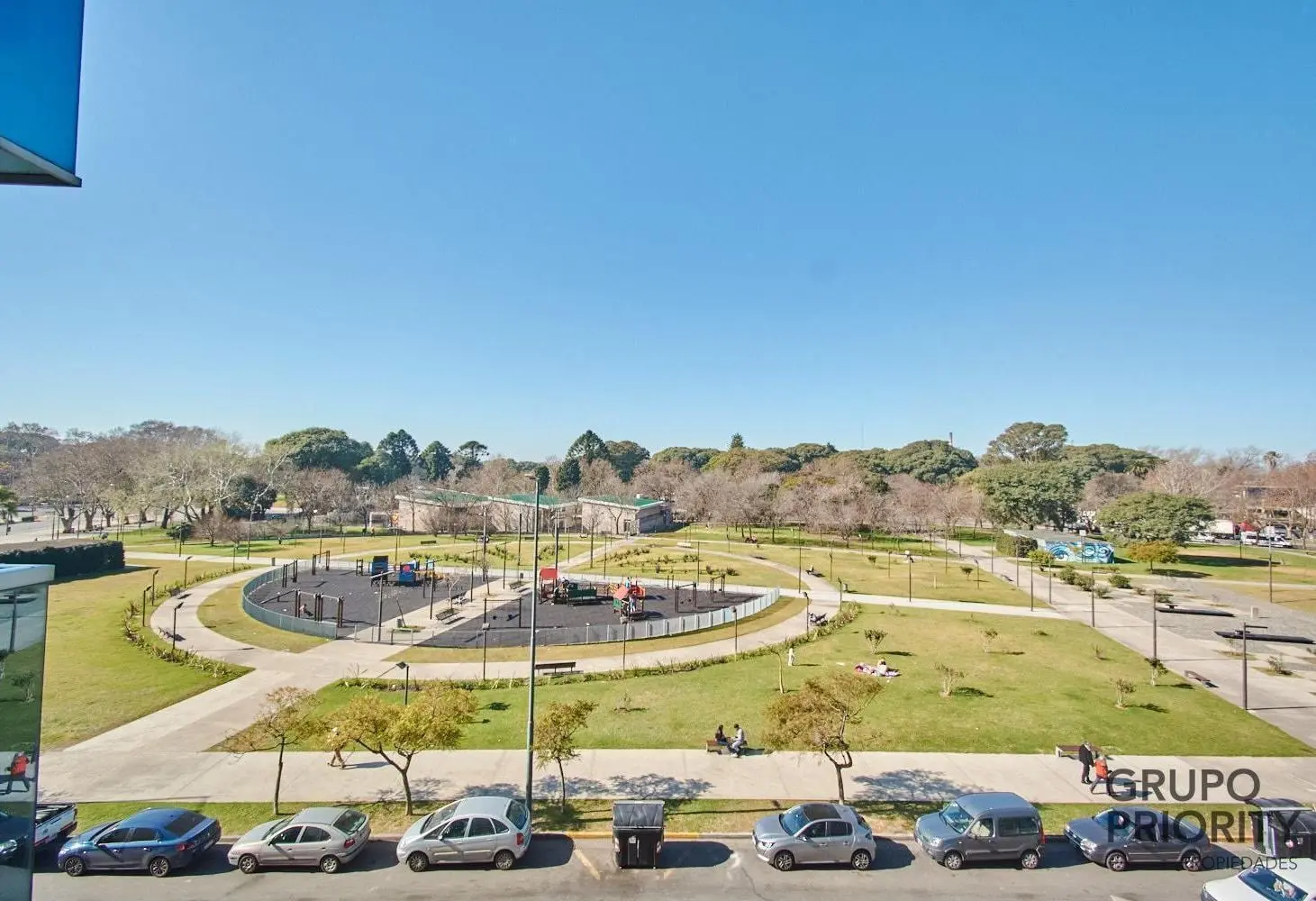 Departamento en alquiler en Zencity con vista! 2