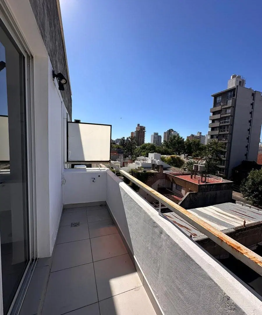 Departamento con cochera en venta 3