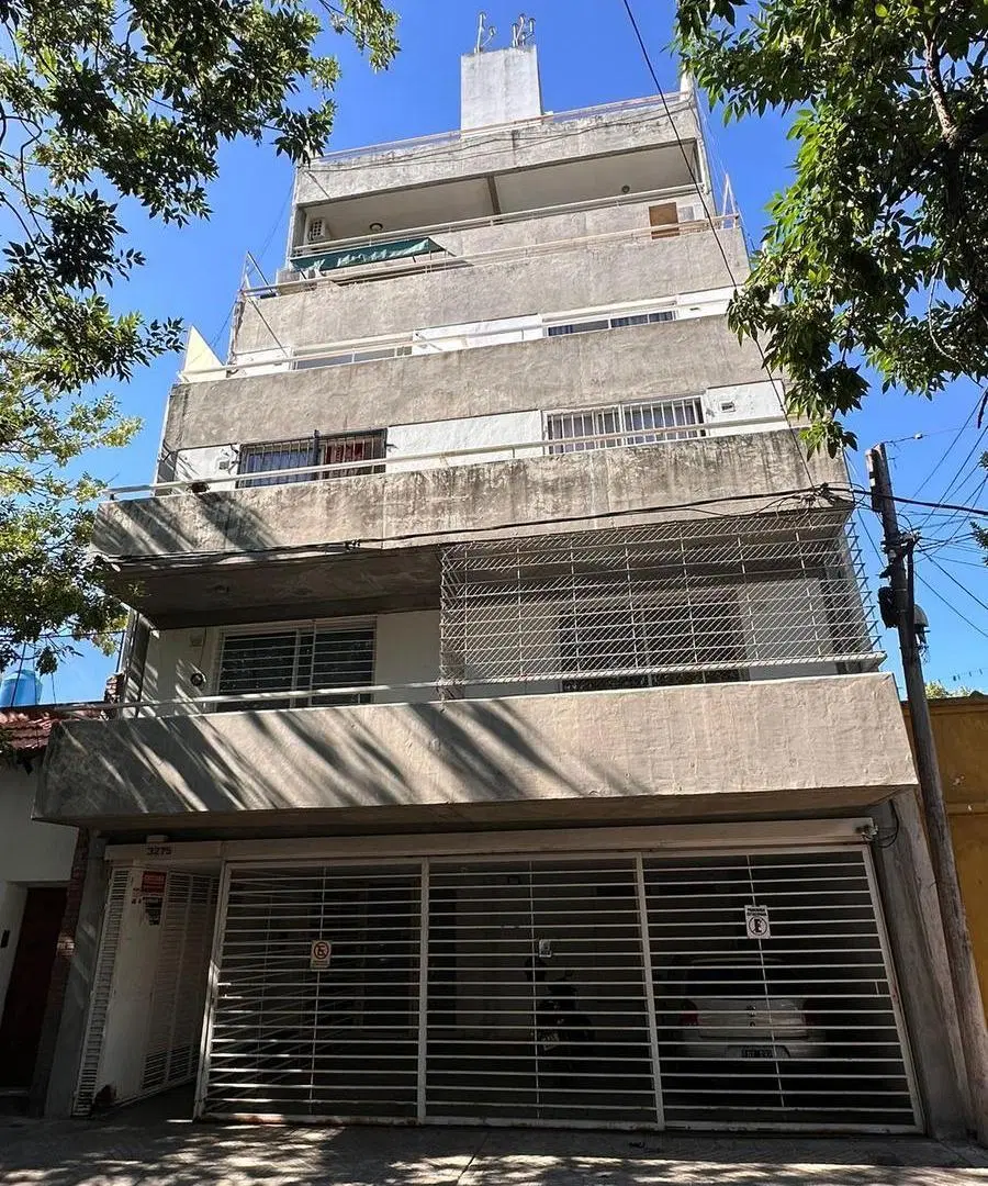 Departamento con cochera en venta 5