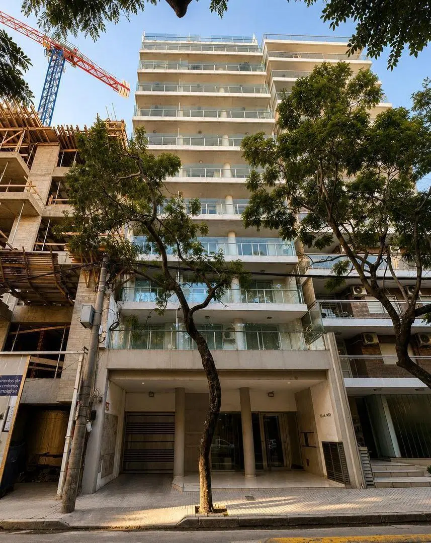 Departamento con terraza exclusiva 1