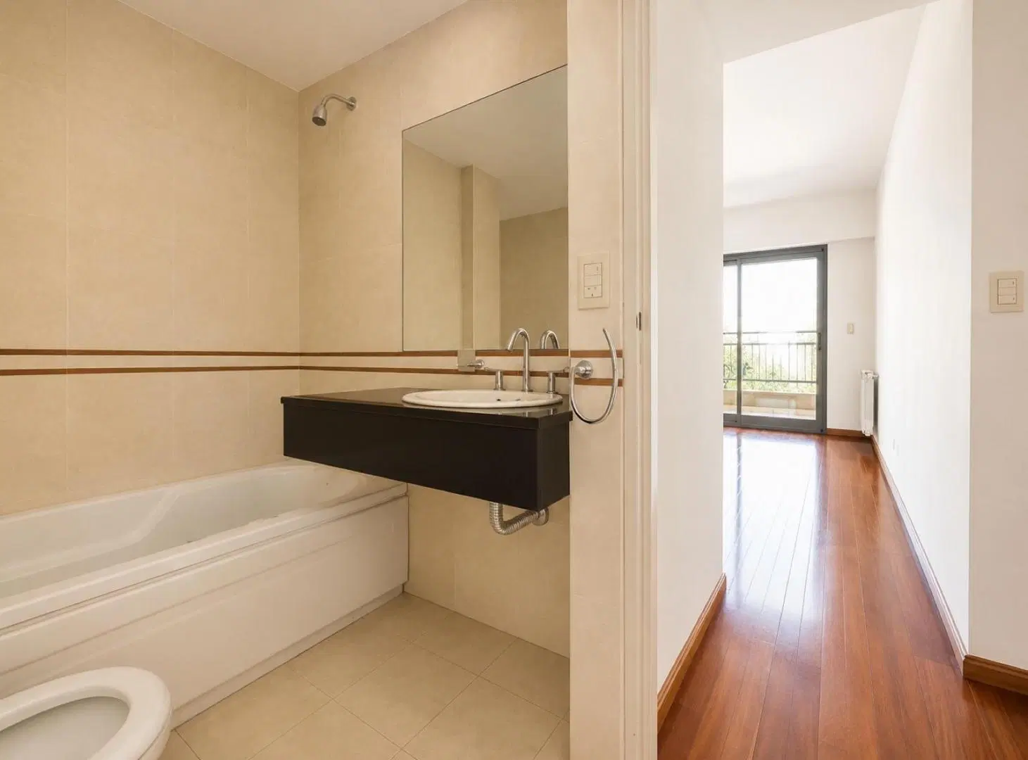 Departamento en zona exclusiva 5