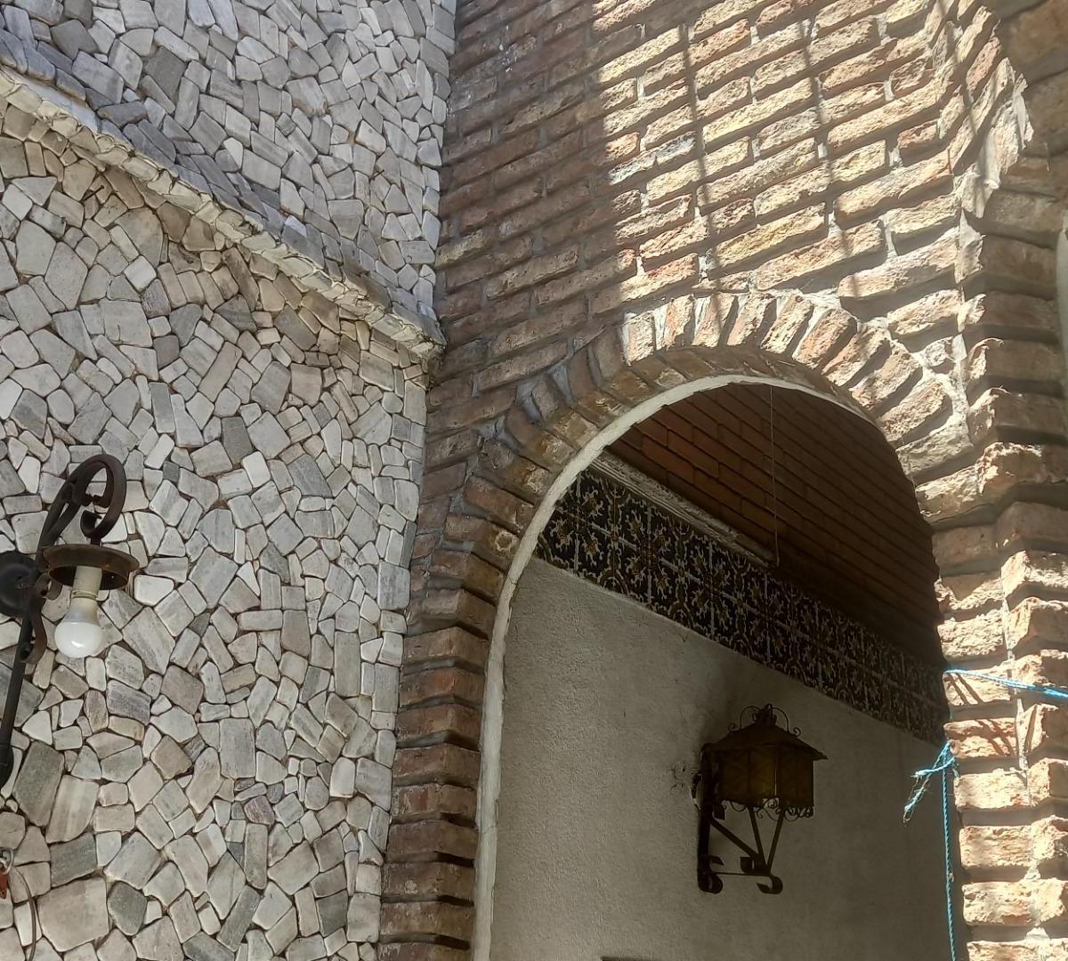 Venta de Triplex, Casa 2 Plantas, Local. Apta Credito 2