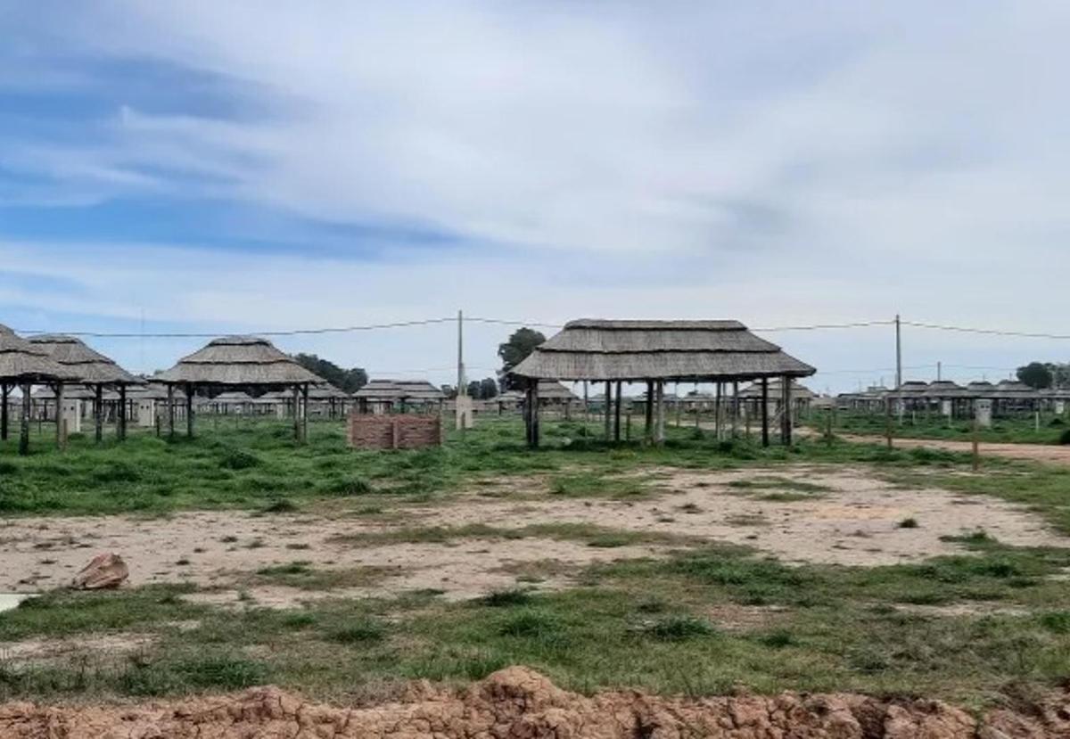 Dos Terrenos Barrio Cerrado Don Luis Gral.Rodriguez