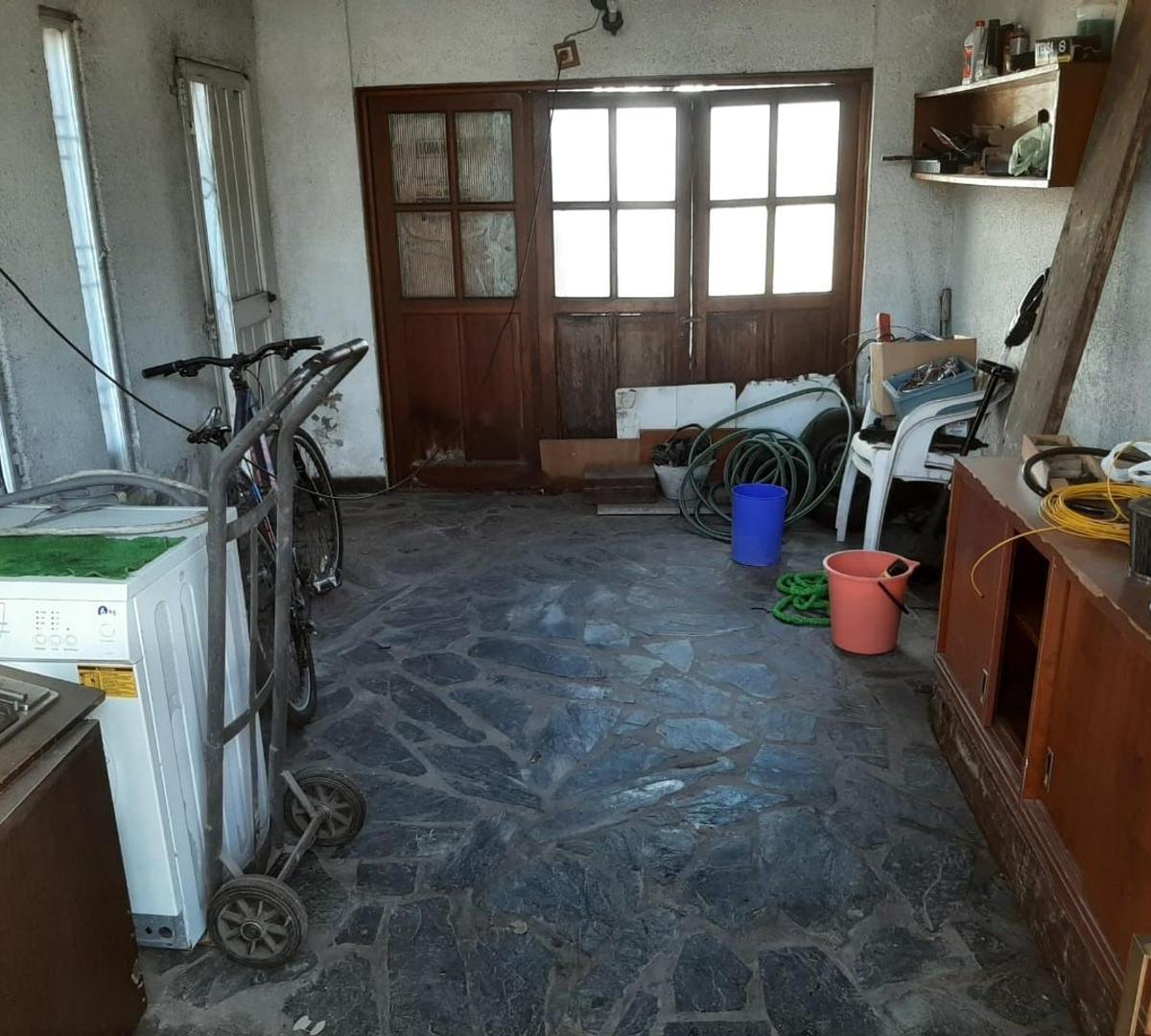 Foto de CASA EN GENERAL RODRIGUEZ, EXCELENTE UBICACION, imagen 4