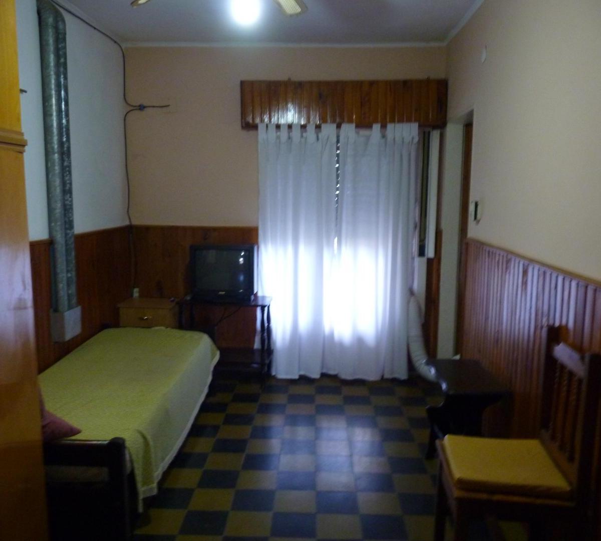 Venta o Permuta de Casa en Mercedes B. 5