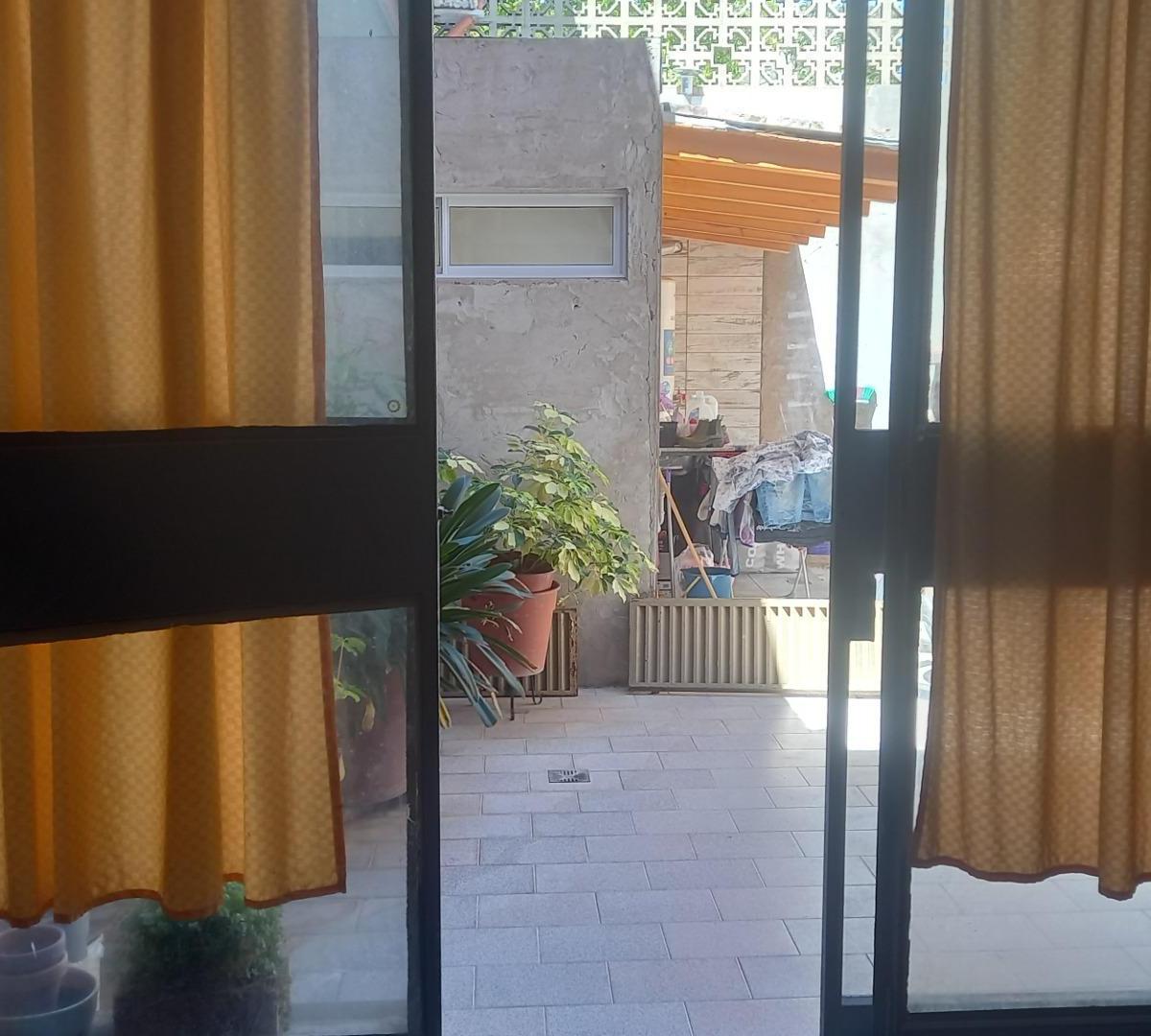 2 Casas + Depto 2 Ambientes en Venta, Ciudadela 4
