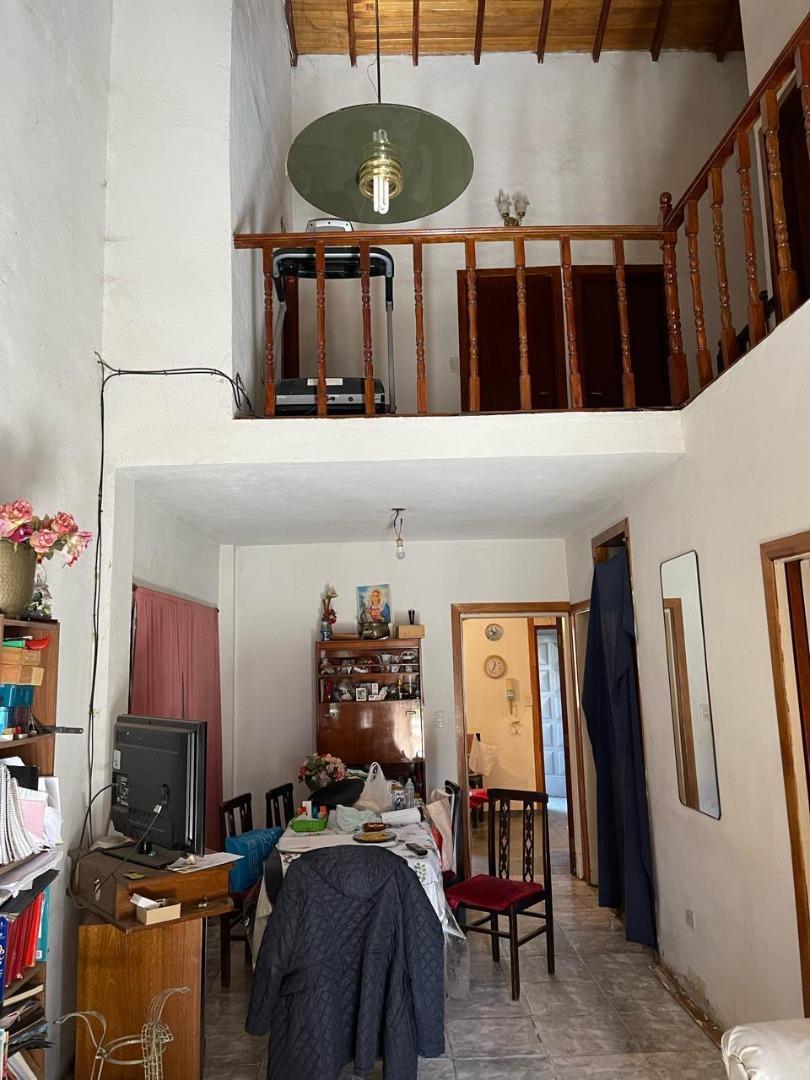 Hermosa Casa Chalet en San Antonio de Padua 1