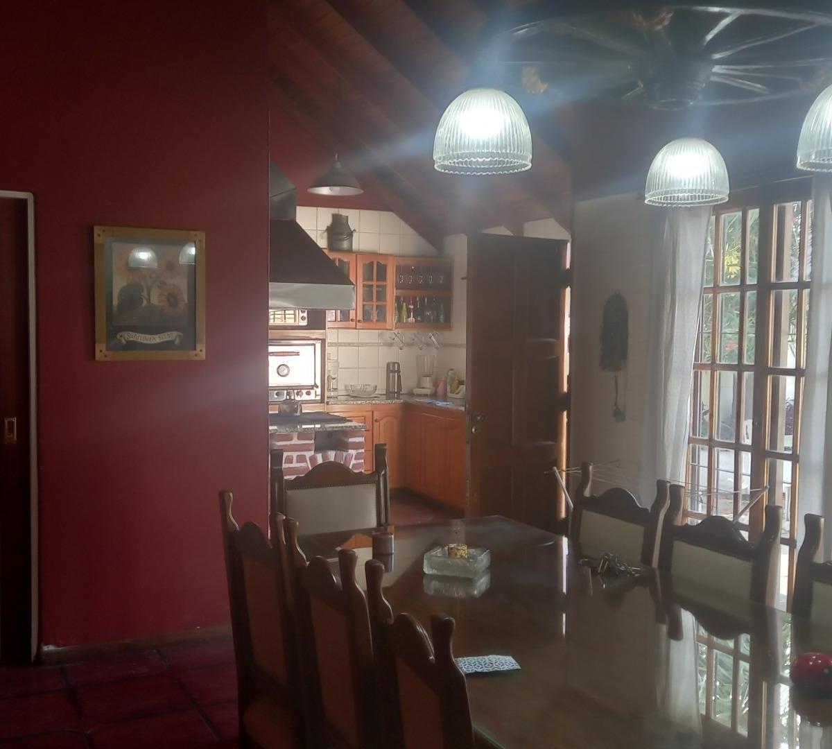 Casa en Venta en Merlo Centro - Apta Credito 1