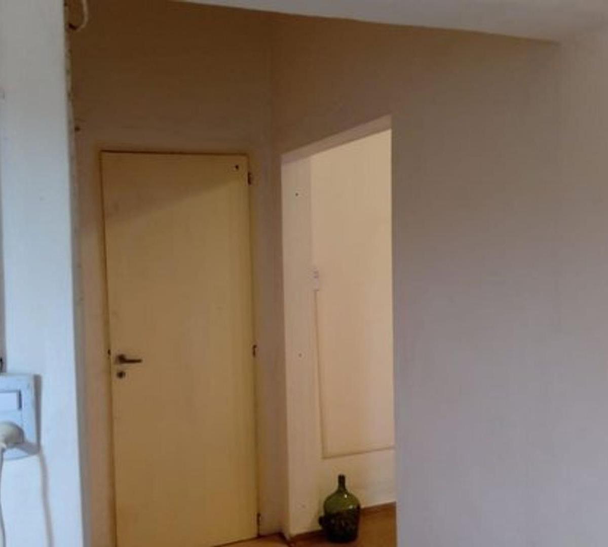 Foto de CASA C/DEPTO EN MORENO, imagen 3