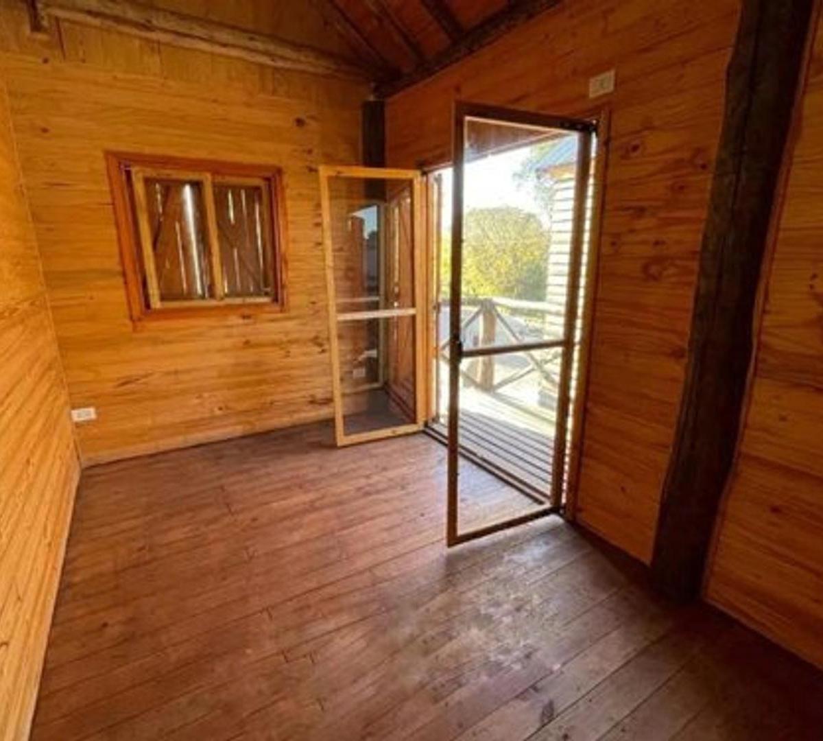 Venta Complejo de Cabañas en La Reja 5