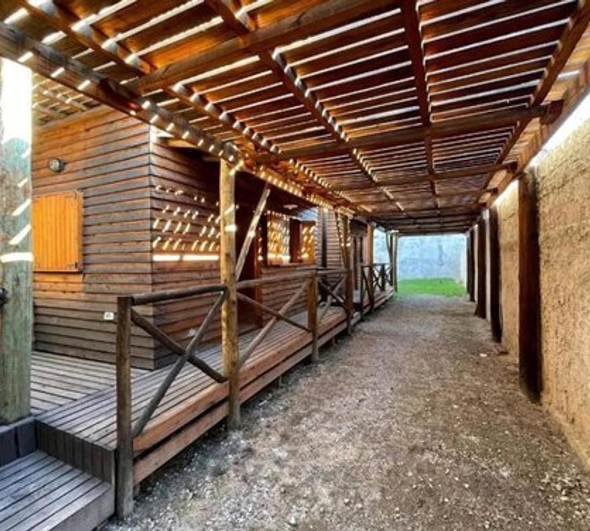 Venta Complejo de Cabañas en La Reja 5