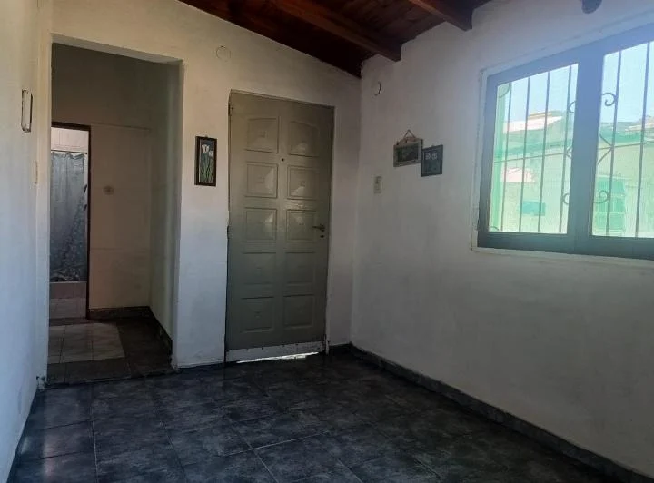 HERMOSA CASA EN ALQUILER EN PASO DEL REY 4