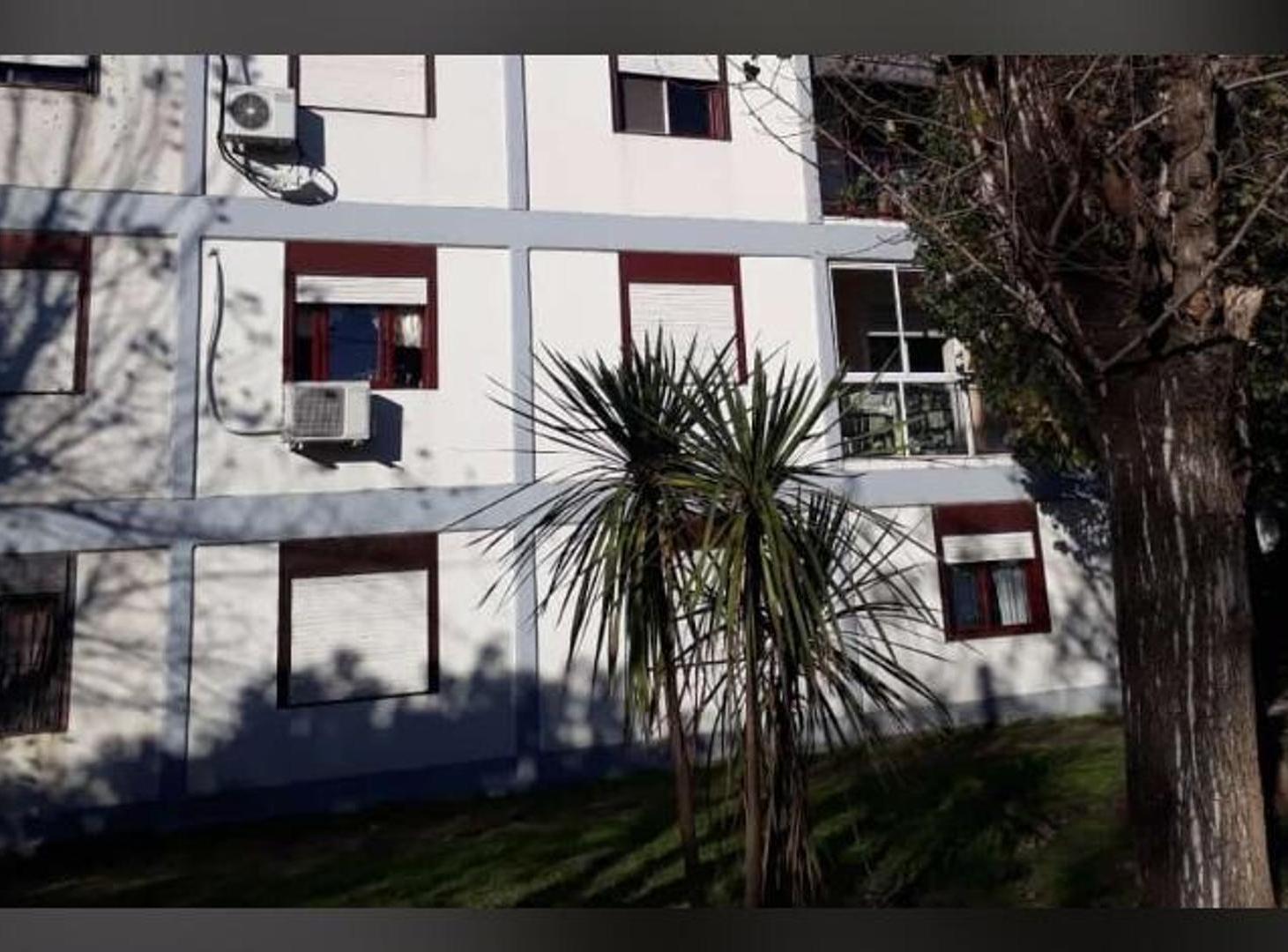VENTA DEPARTAMENTO en V. tesei - Hurlingham