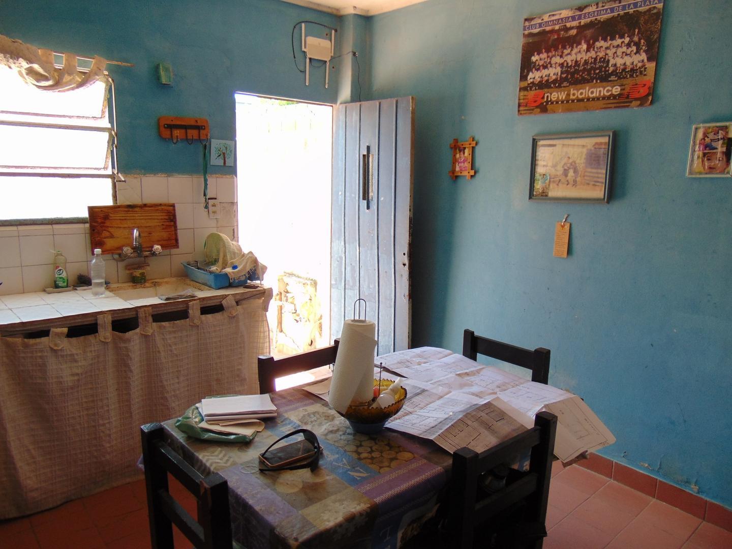 Foto de PH 3 Amb Los Hornos | 2 Dorm | Patio con Parrilla, imagen 5